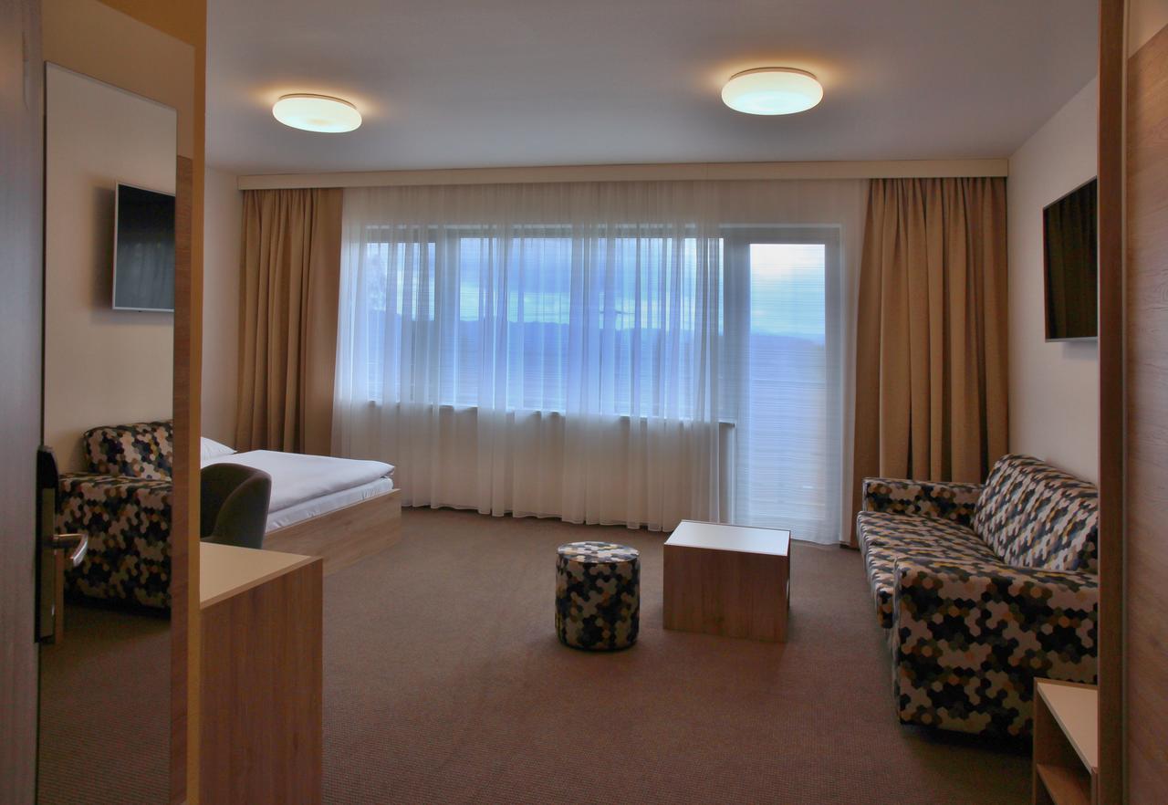 Hotel Devitka Janov Εξωτερικό φωτογραφία