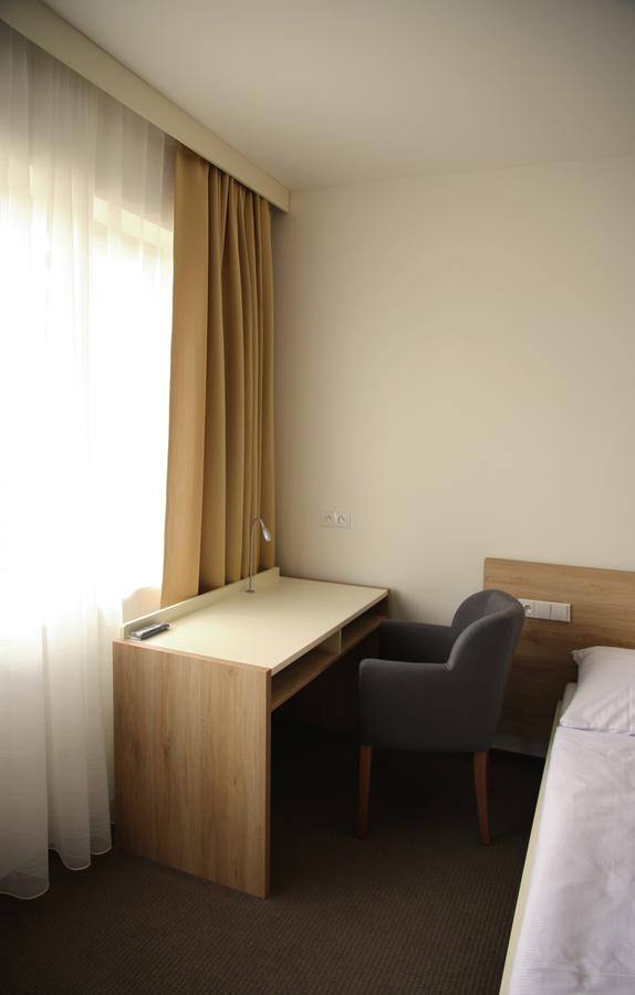 Hotel Devitka Janov Εξωτερικό φωτογραφία