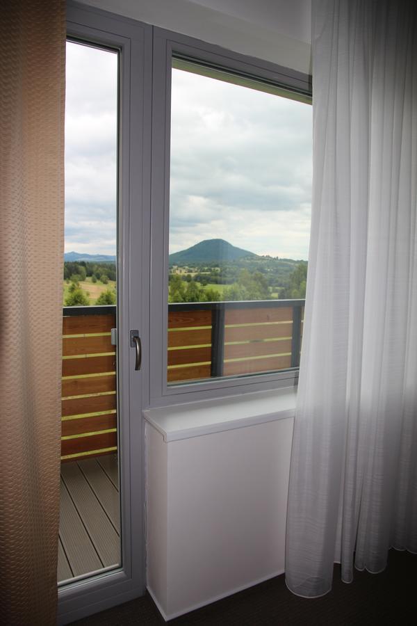 Hotel Devitka Janov Εξωτερικό φωτογραφία